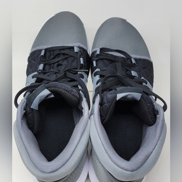 Nike LeBron Witness 8 Basketball Sneaker Black Shoes FB2239-004 Men Size 5.5 New main image 2